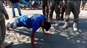 Melanggar protokol kesehatan dihukum push up