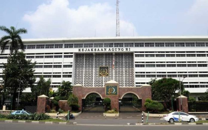 Gedung-Kejaksaan-Agung-696x437
